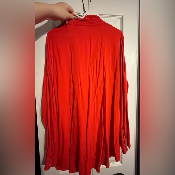 MONKI red oversized shirt - Picture 2 of 3